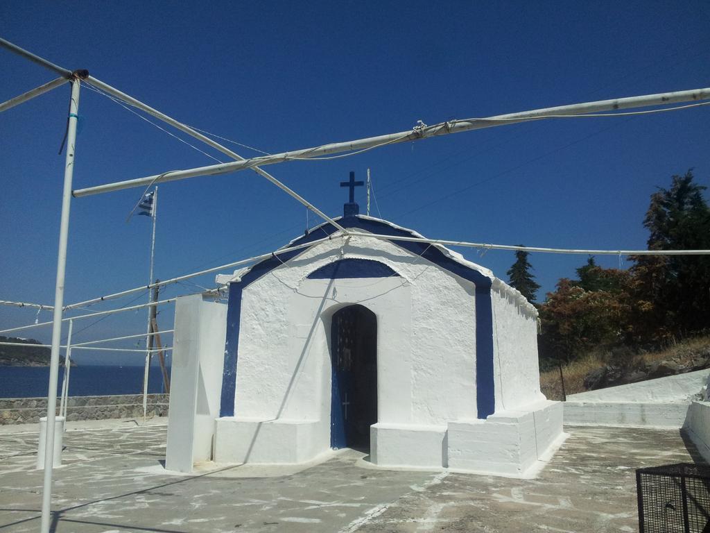 Pericles Studios Agia Marina  ภายนอก รูปภาพ