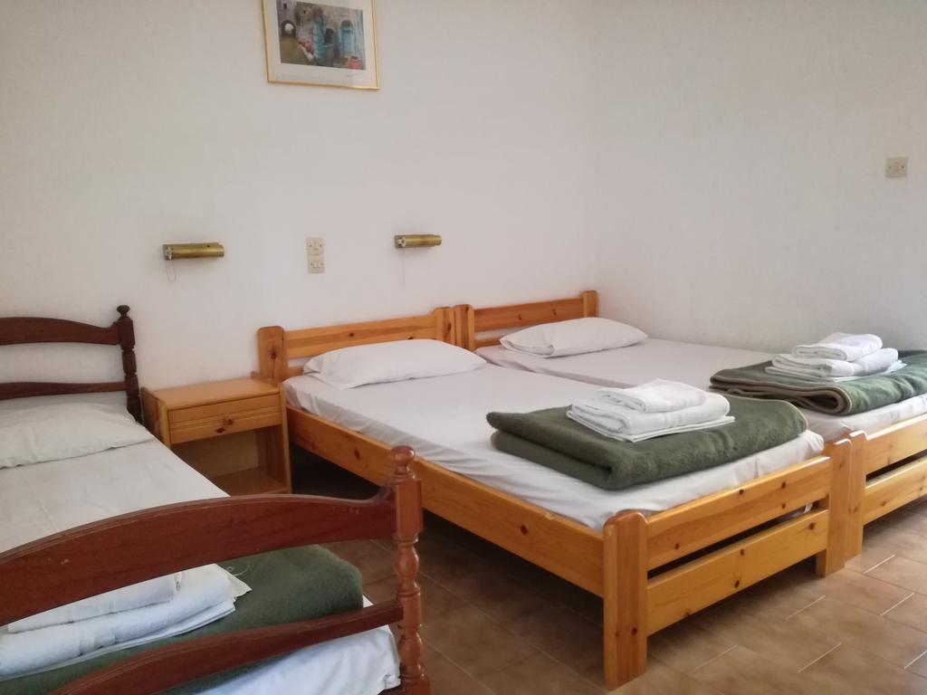 Pericles Studios Agia Marina  ภายนอก รูปภาพ